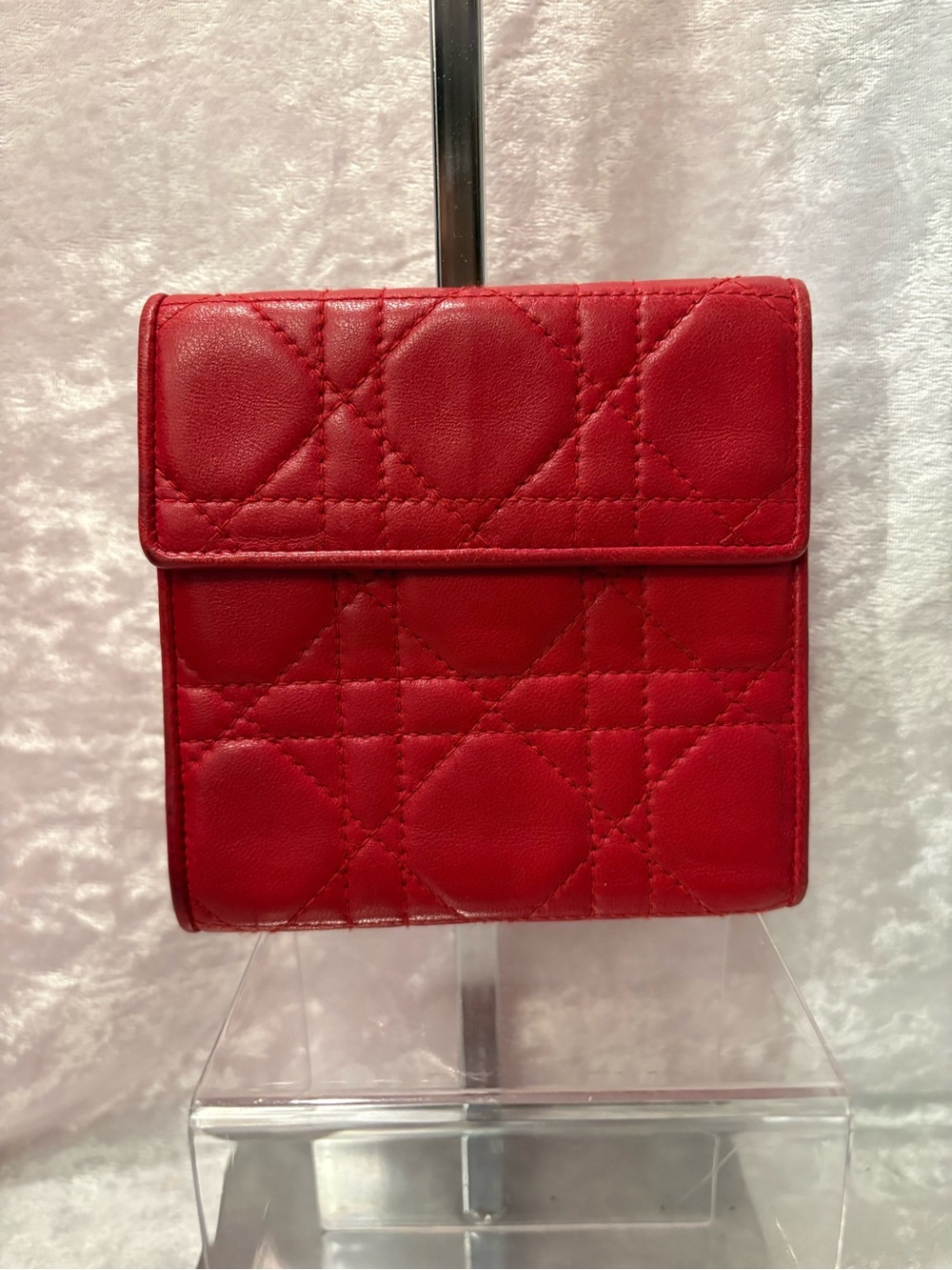 Christian Dior Lady Dior Cannage Lambskin Quilted Compact Wallet Red Vintage COA